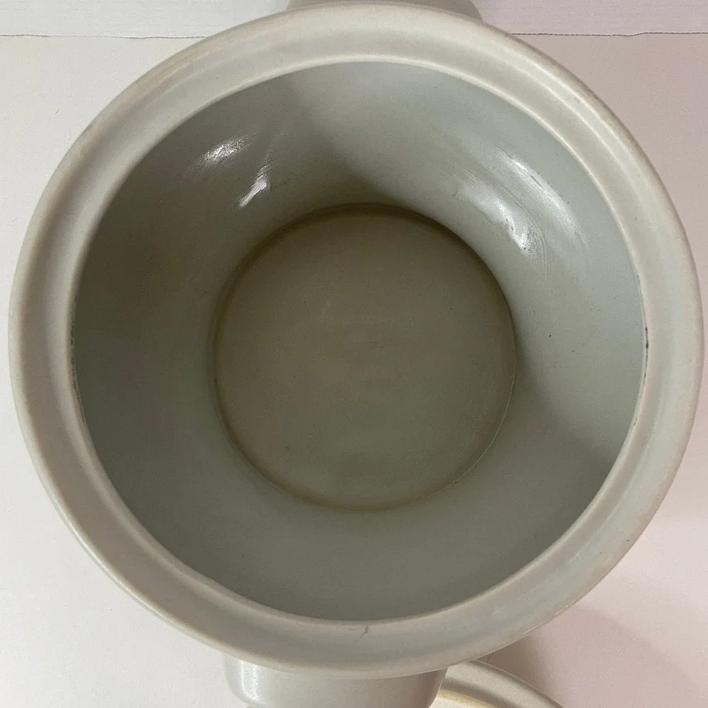 Pfaltzgraff Yorktowne Punch Bowl w/ Ladle Set 7-160 Vintage USA Stoneware Cream